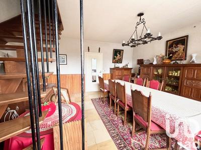 Maison - 134 m² - 8 pièces
