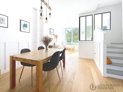 Maison - 141 m² - 6 pièces