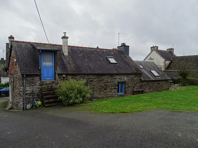 Maison - 208 m² - 13 pièces