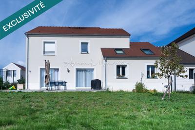 Maison - 128 m² - 5 pièces