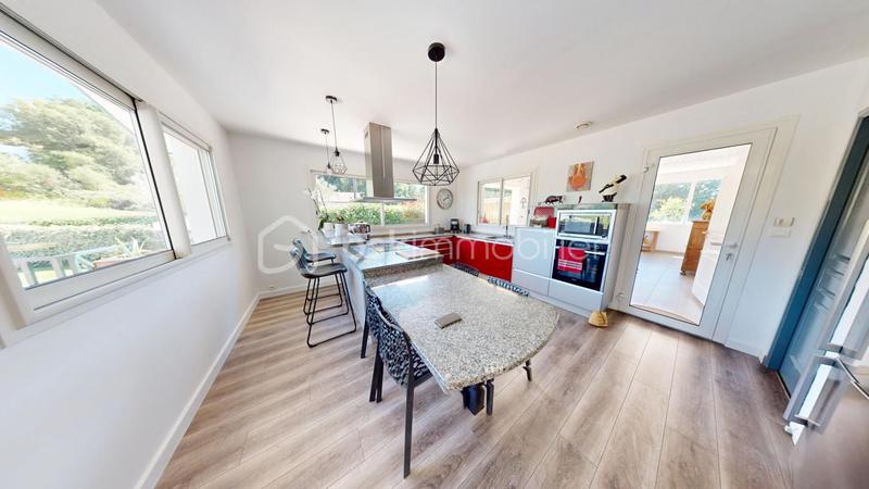 Maison - 145 m² - 4 pièces