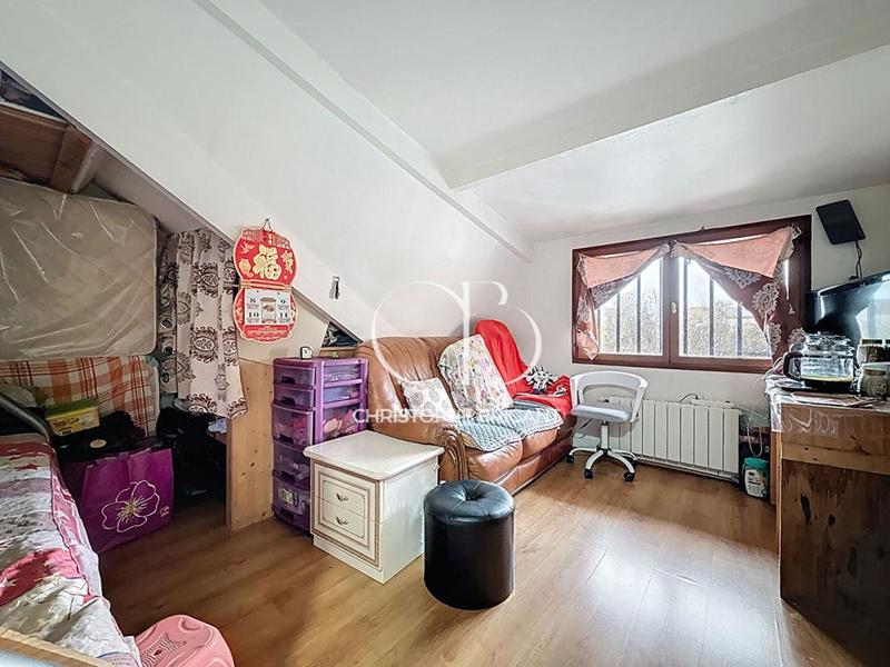 Maison - 110 m² - 6 pièces