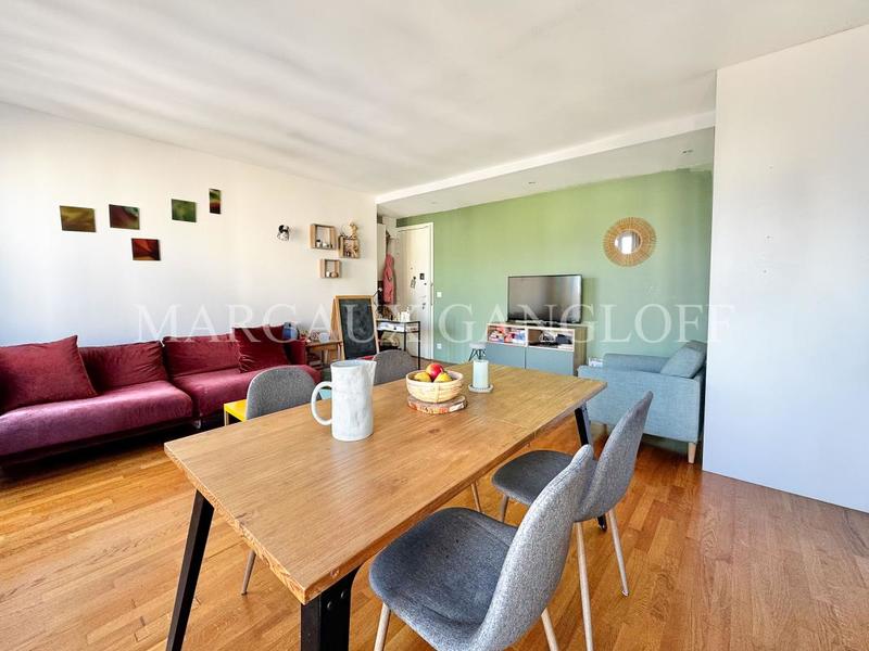 Appartement - 65 m² - 3 pièces