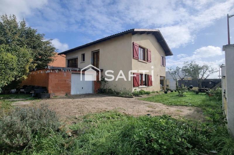 Maison - 177 m² - 8 pièces