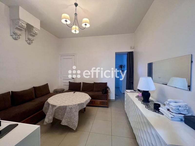 Maison - 102 m² - 6 pièces