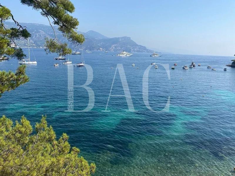 Villa - 650 m² - 10 pièces