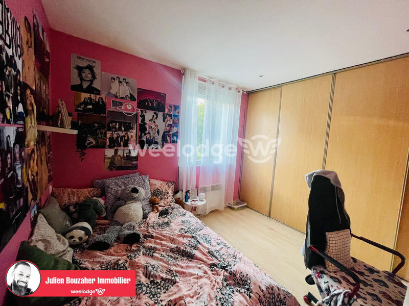 Maison - 93 m² - 5 pièces