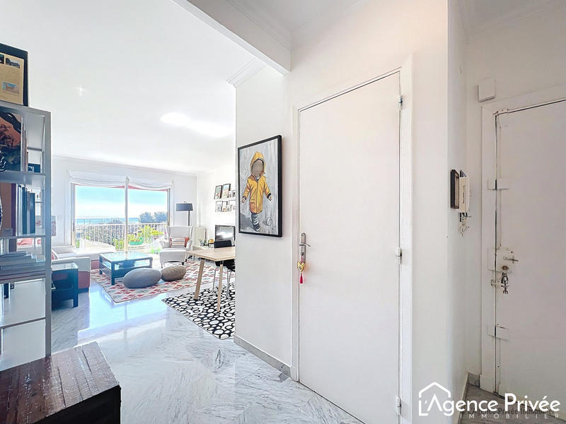 Appartement - 93 m² - 4 pièces