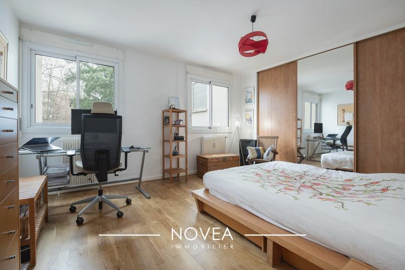 Appartement - 136 m² - 5 pièces