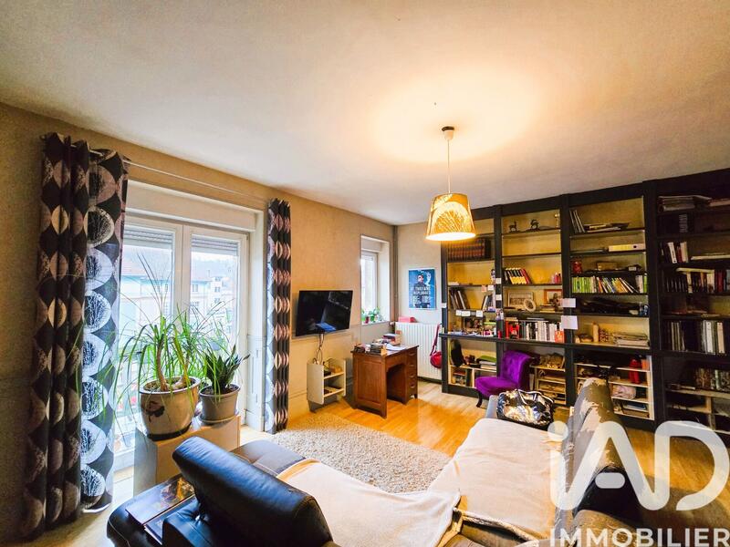 Maison de ville - 201 m² - 8 pièces