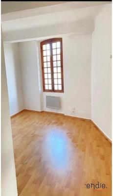 Appartement ancien - 66 m² - 3 pièces
