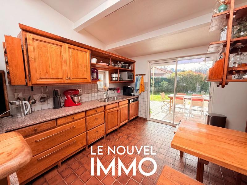 Maison ancienne - 238 m² - 7 pièces