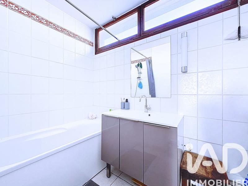 Appartement - 92 m² - 5 pièces