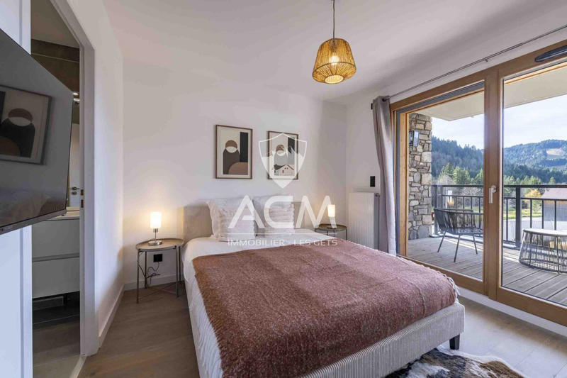 Appartement - 90 m² - 4 pièces