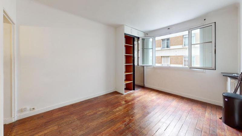 Studio - 25 m² - 1 pièce