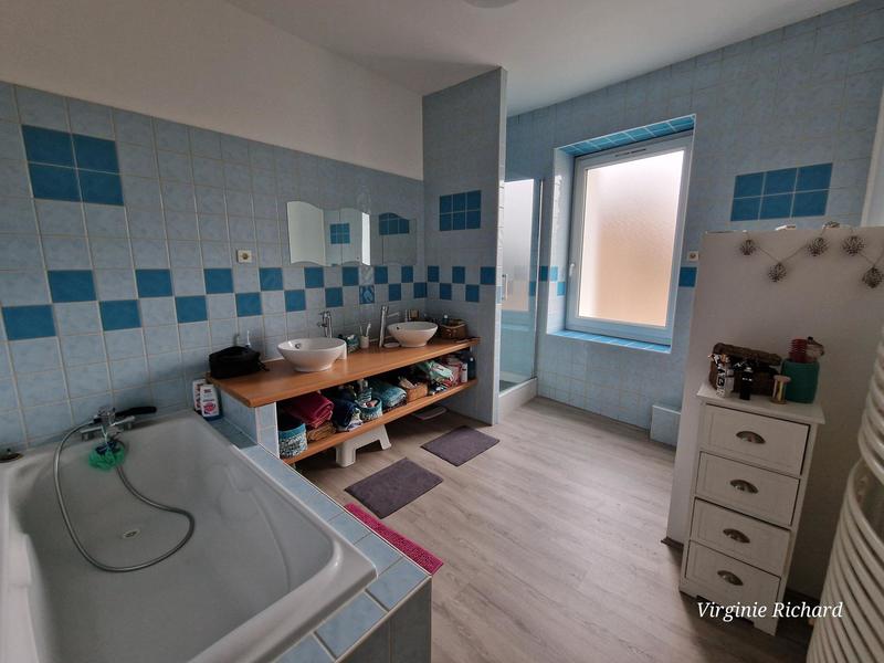 Maison - 106 m² - 6 pièces