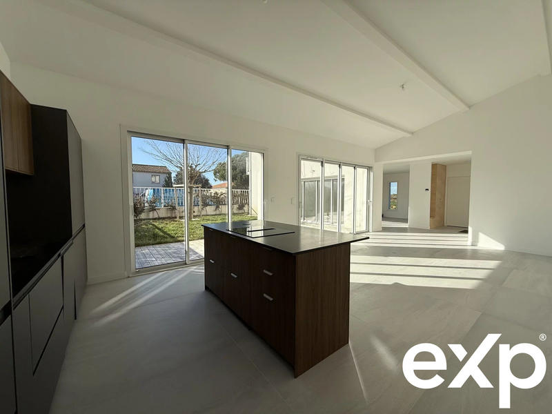 Maison - 153 m² - 6 pièces