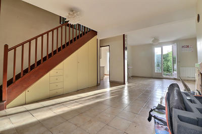 Maison - 91 m² - 5 pièces