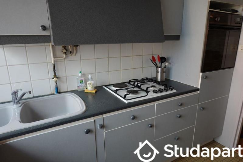 Chambre - 9 m² - 1 pièce