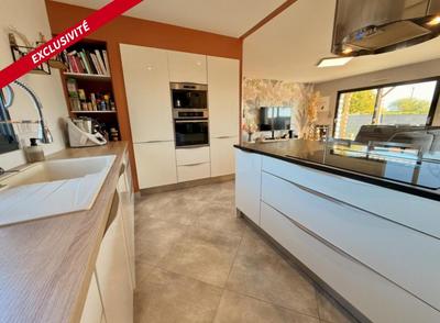 Maison - 110 m² - 5 pièces