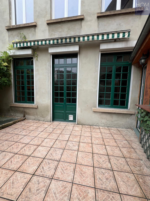 Appartement - 100 m² - 3 pièces