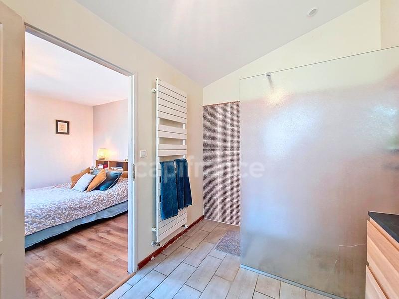 Maison - 310 m² - 8 pièces