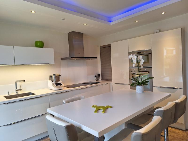 Maison - 159 m² - 7 pièces