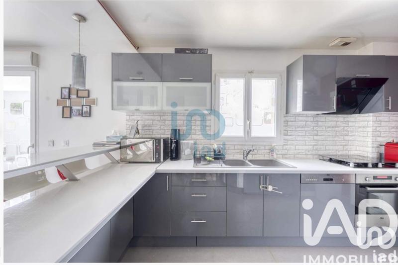 Maison - 140 m² - 6 pièces