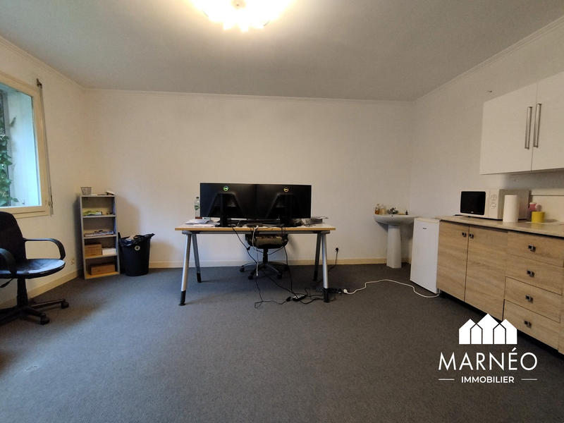 Maison - 235 m² - 9 pièces