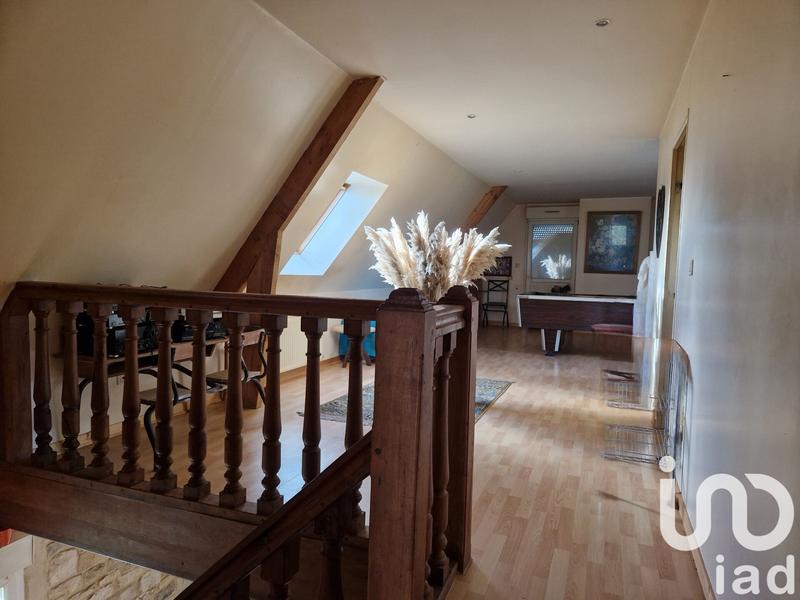 Maison - 183 m² - 9 pièces