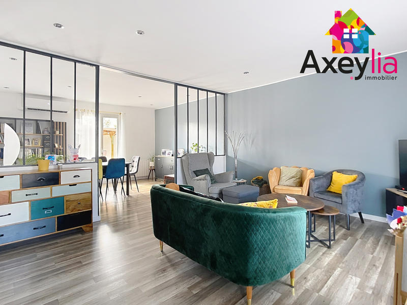 Maison - 90 m² - 5 pièces