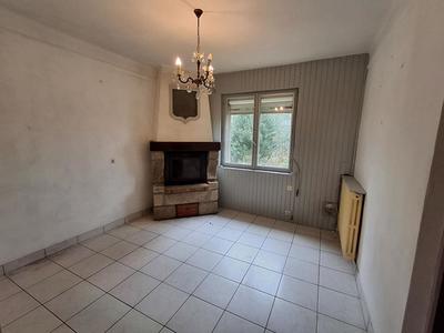 Maison - 130 m² - 9 pièces