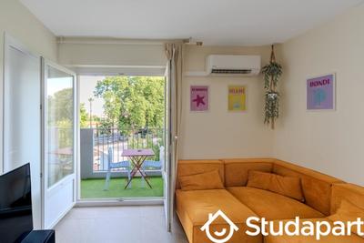 Chambre - 10 m² - 1 pièce