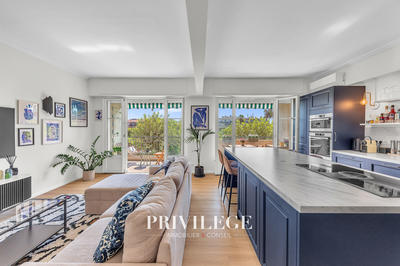 Appartement - 83 m² - 4 pièces