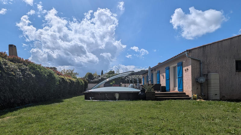 Villa - 90 m² - 4 pièces