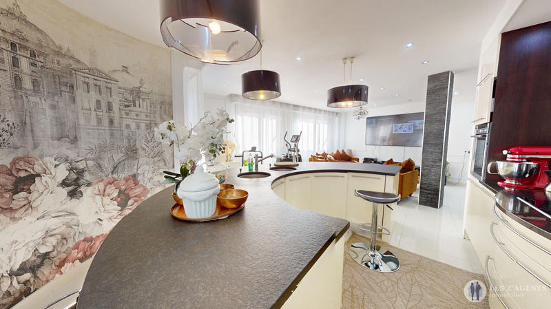 Appartement - 88 m² - 3 pièces