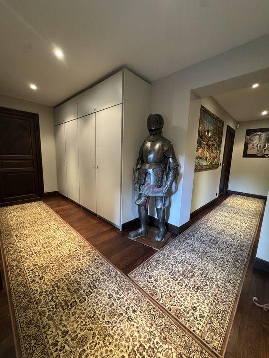 Demeure - 710 m² - 15 pièces