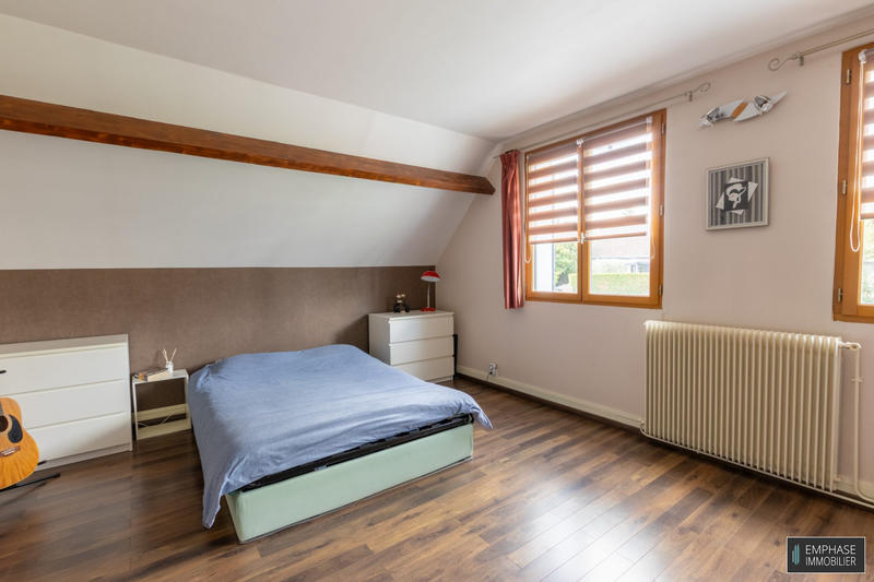 Maison contemporaine - 184 m² - 7 pièces