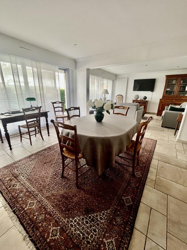 Appartement - 83 m² - 3 pièces