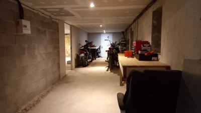 Parking / Garage - 50 m²