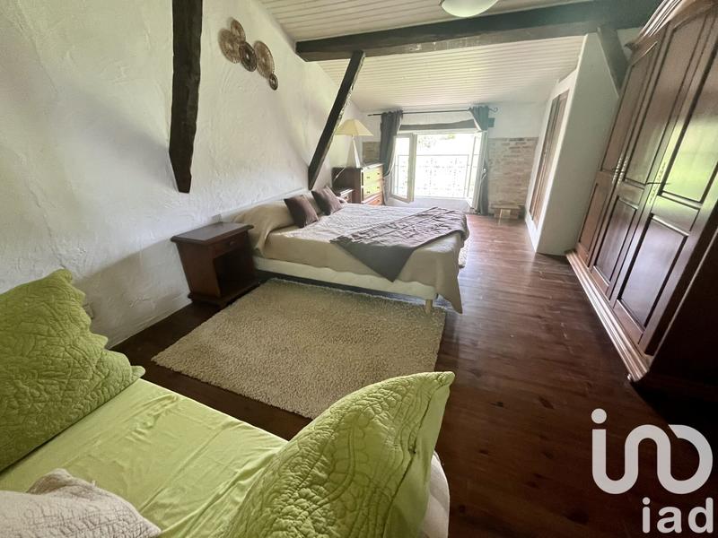 Maison - 297 m² - 9 pièces