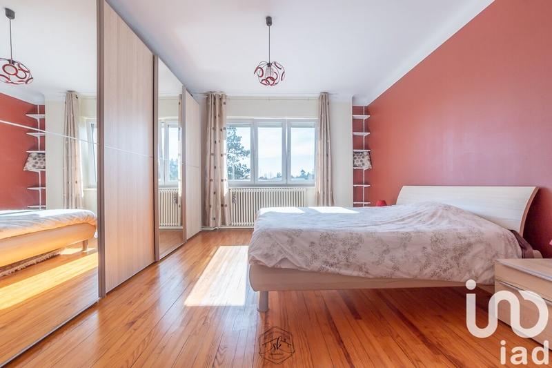 Maison - 164 m² - 8 pièces