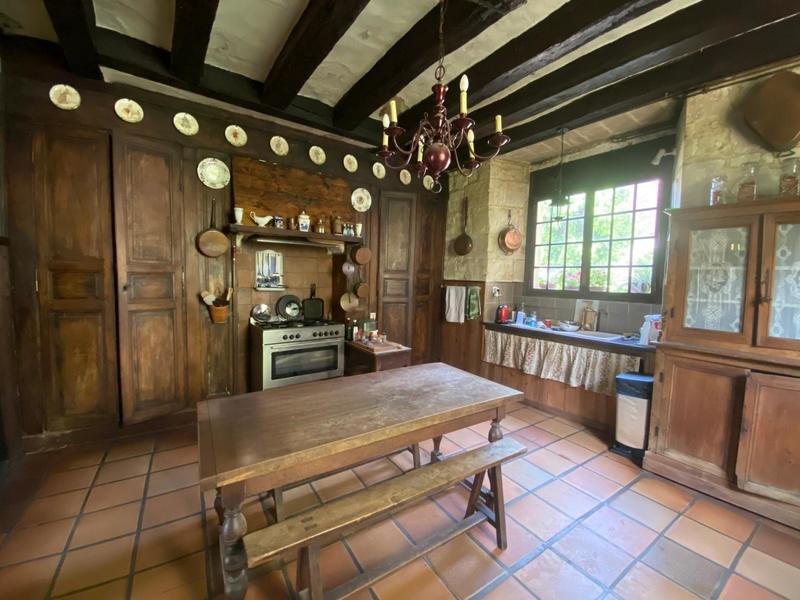 Maison - 213 m² - 9 pièces