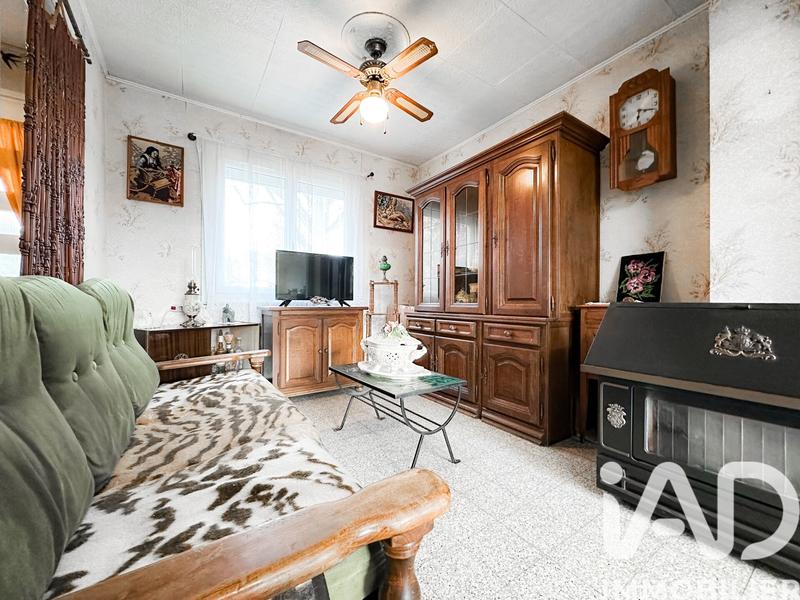 Maison - 90 m² - 5 pièces