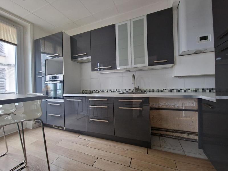 Appartement - 112 m² - 4 pièces