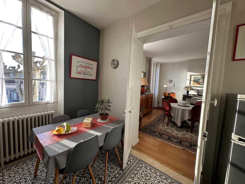 Appartement - 95 m² - 3 pièces