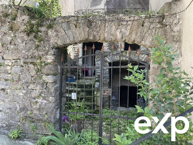 Maison traditionnelle - 108 m² - 4 pièces