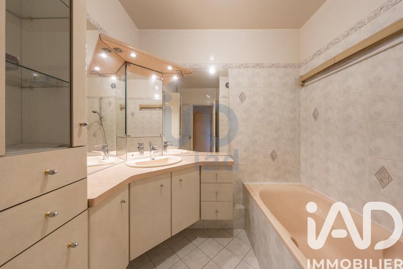 Appartement - 85 m² - 4 pièces