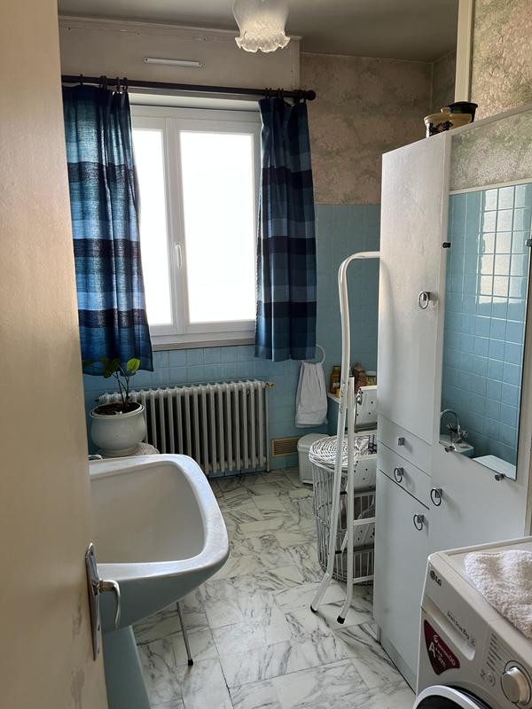 Maison traditionnelle - 149 m² - 6 pièces