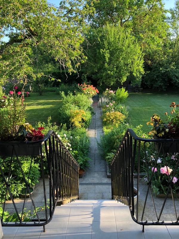 Maison - 300 m² - 8 pièces